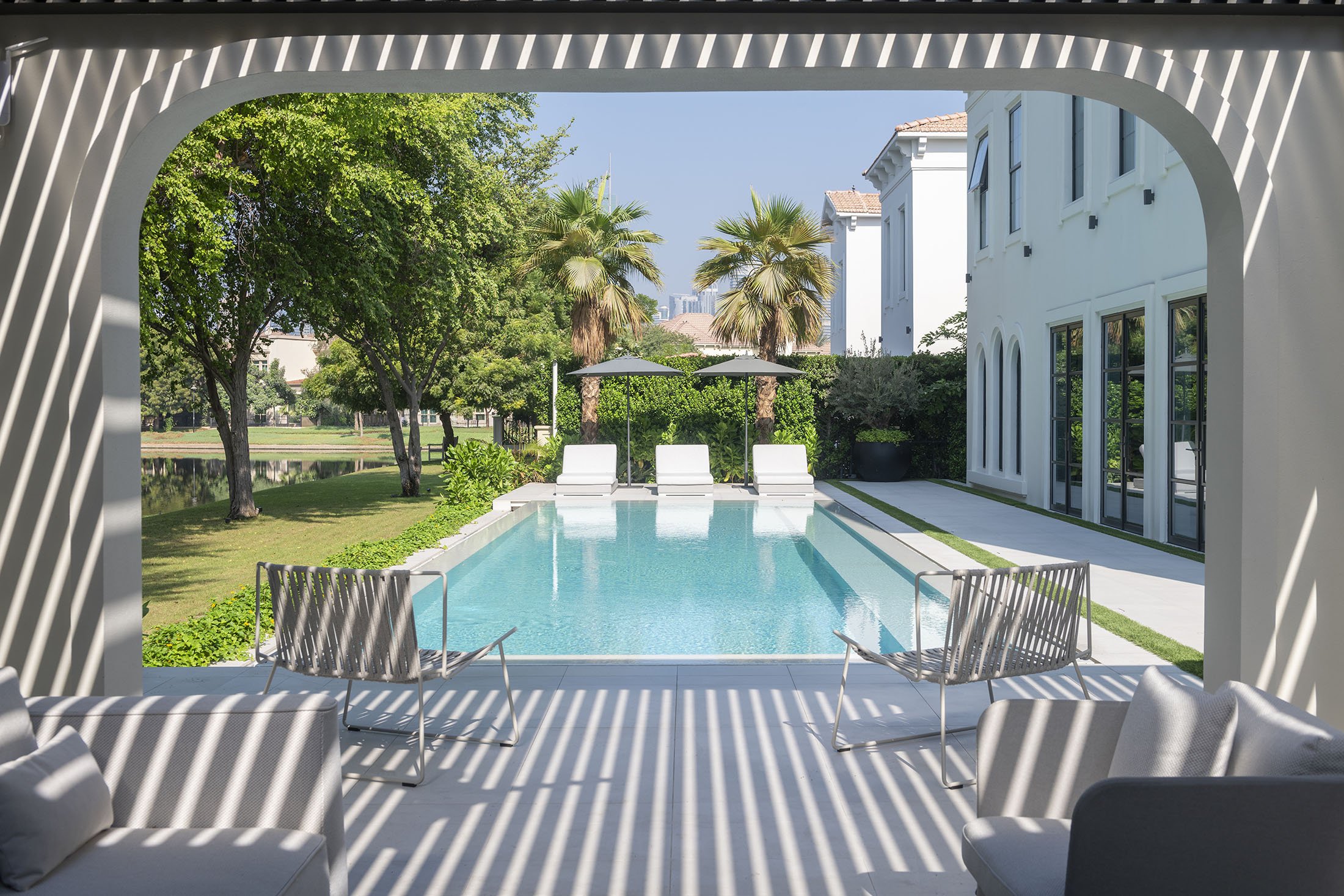 Why Eco-Conscious Landscaping Contractors Make a Difference